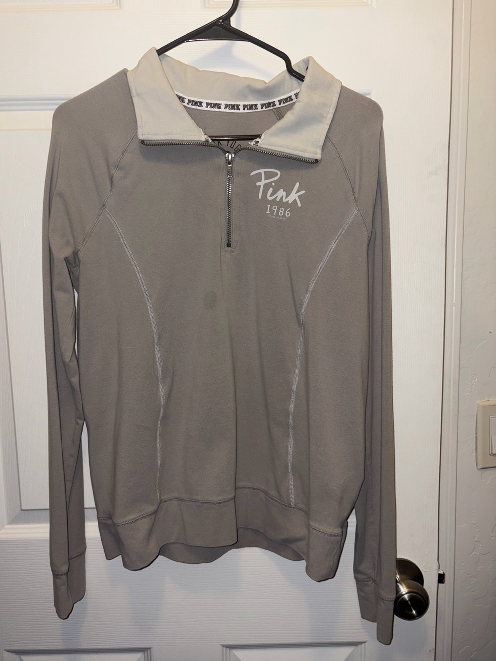 PINK Victoria's Secret 1/4 Zip Pullover Sweater 1986 Yoga Women’s Large